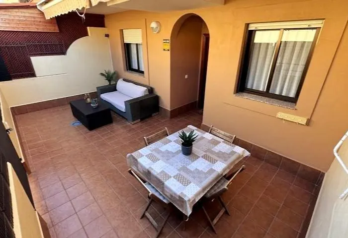 Apartamento El Galeón, Luminoso Con Gran Terraza *